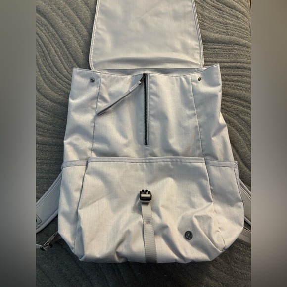 LULULEMON Ice Gray Silver Urbanite Backpack Large Baby Diaper Bag Travel main image 14